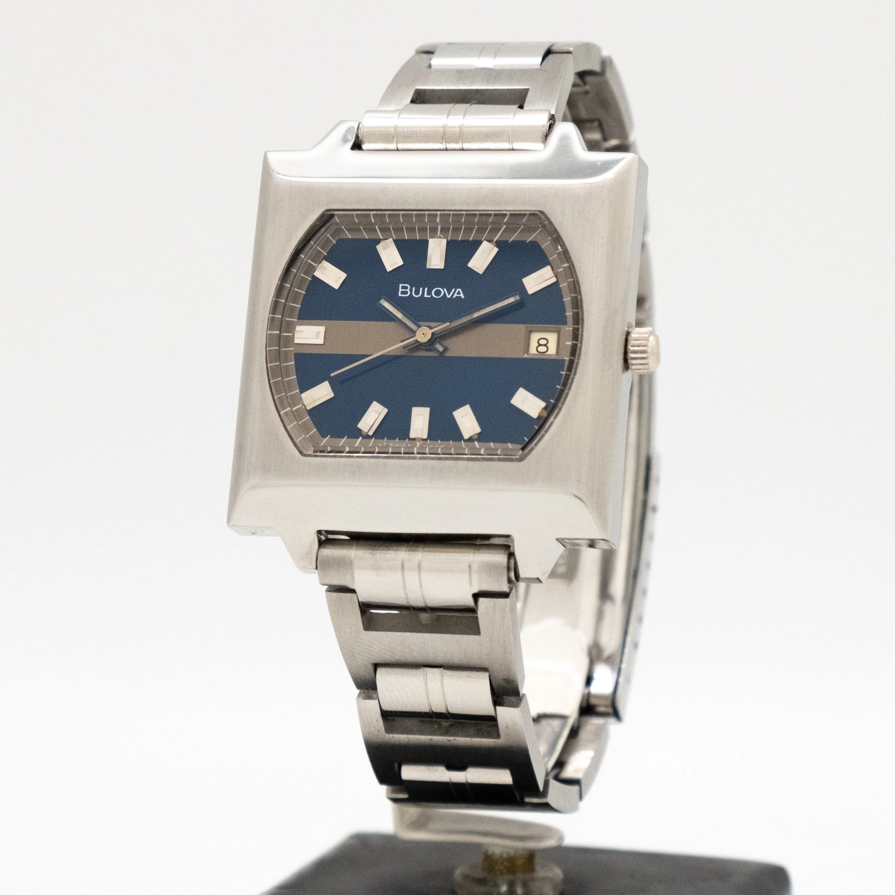 1973 Vintage Bulova Reference T-3263 Date Stainless Steel Watch (# 14597)