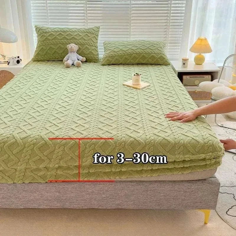 3D Embossed Velvet Mattress Cover for winter