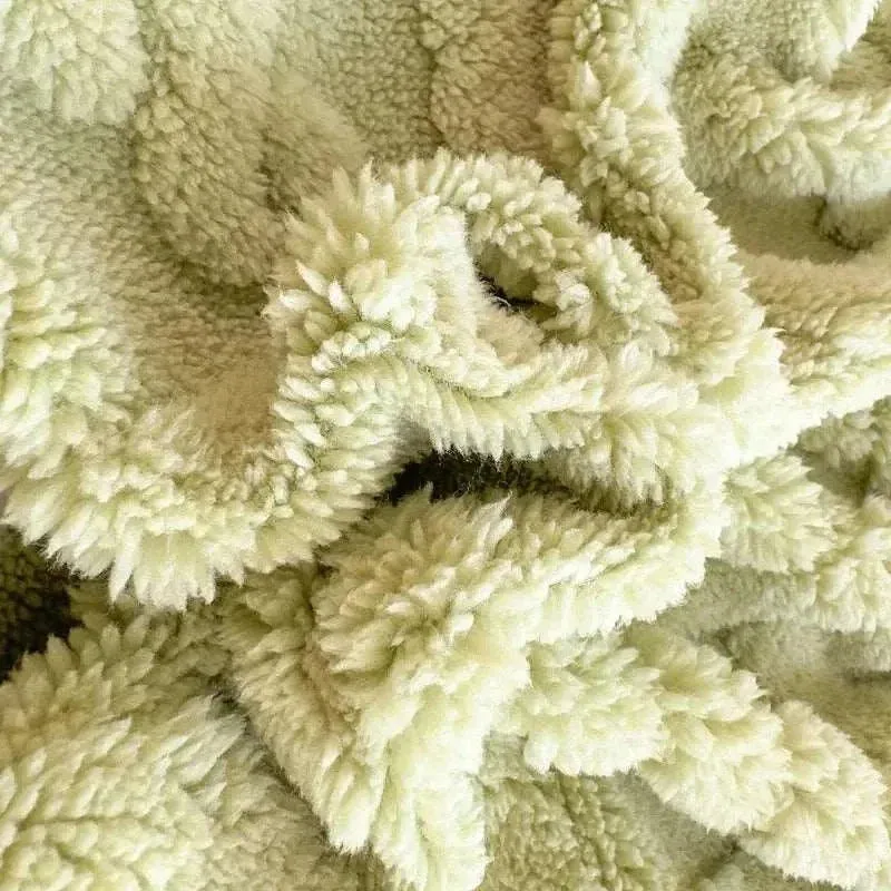 3D Embossed Velvet Mattress Cover for winter