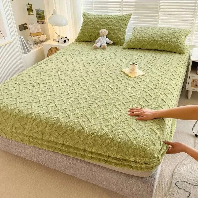 3D Embossed Velvet Mattress Cover for winter