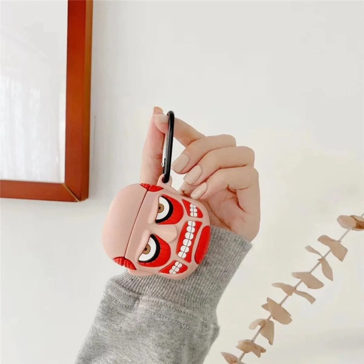AOT AirPods Case with Latch