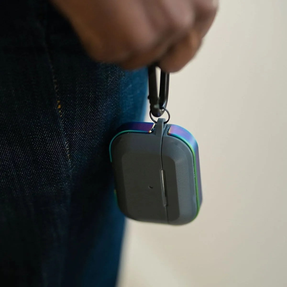 Apple AirPods Pro Iridescent Case - Raptic Trek