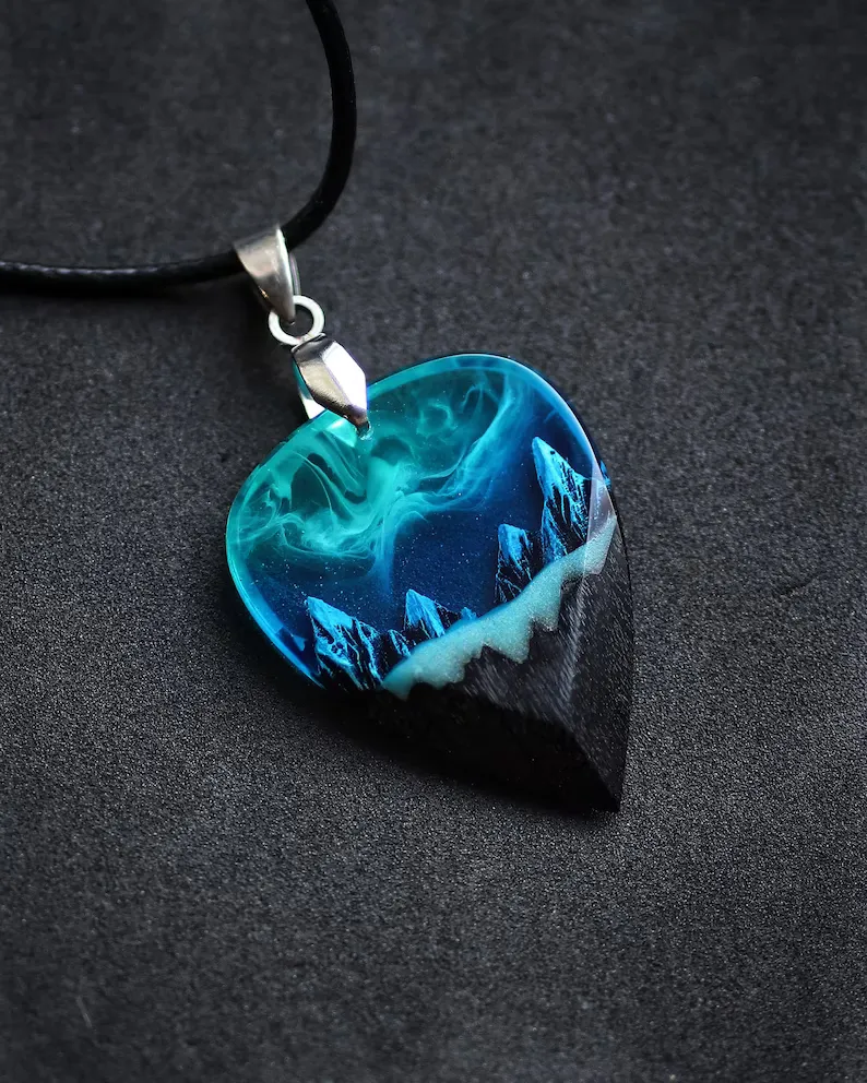 Aurora Borealis Guitar Pick