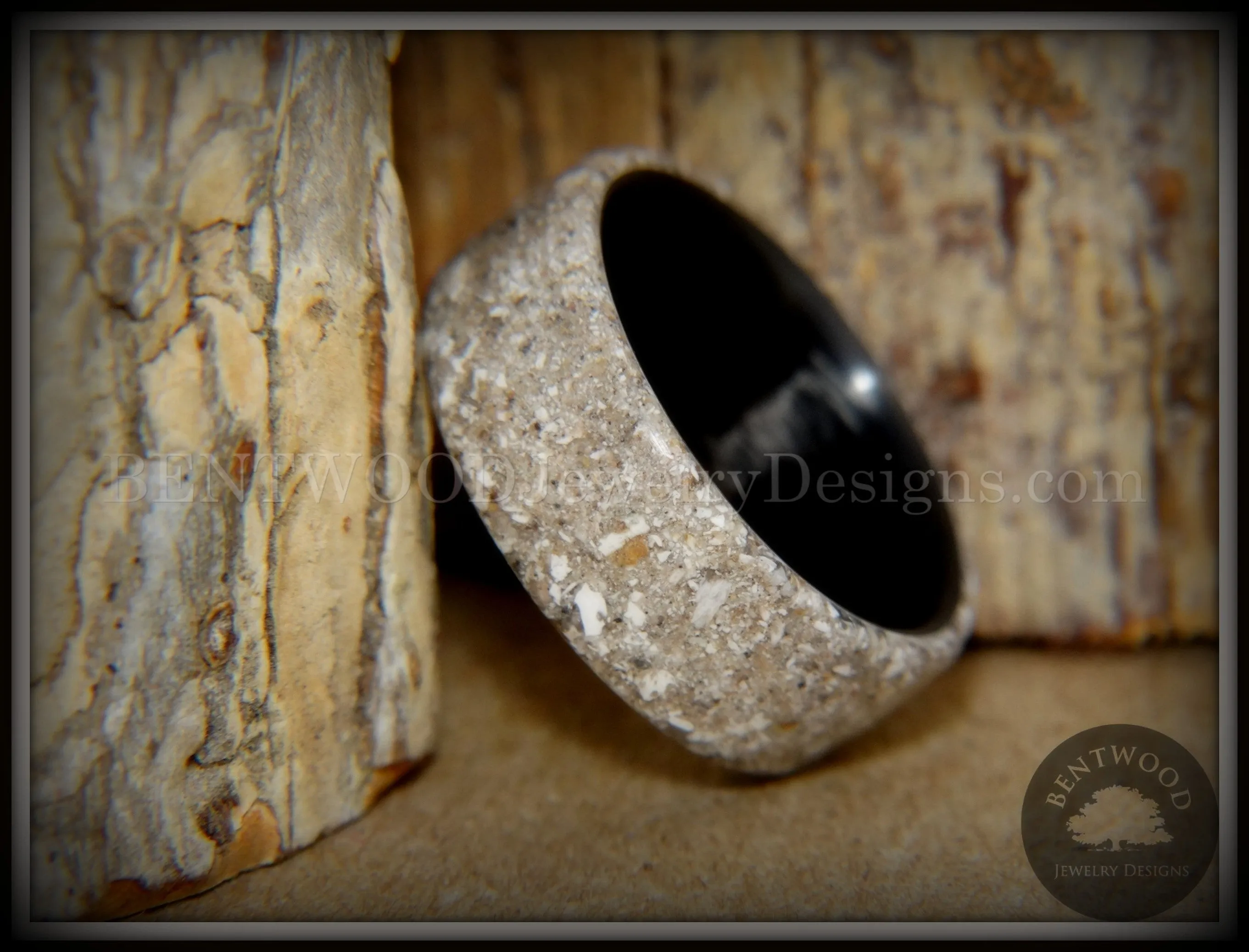 Bentwood Ring - "Remembrance" Cremation Ash Inlay on Carbon Fiber Core Liner