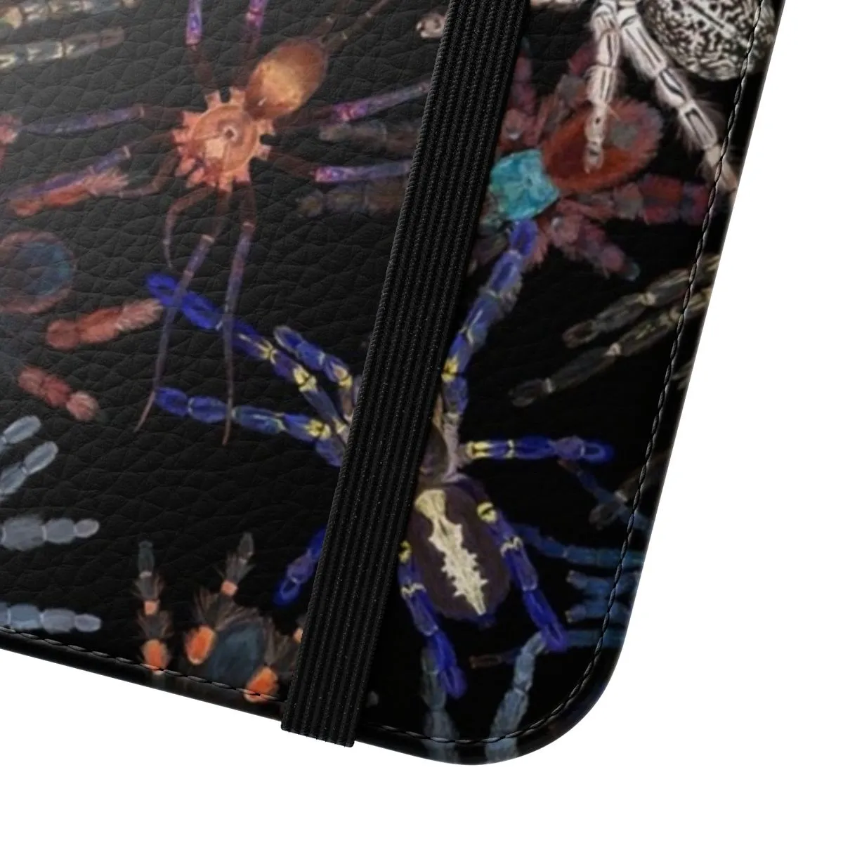 Captivating Arachnid Pattern Phone Case Cover