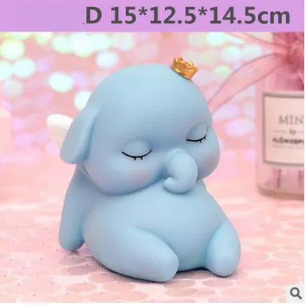 Cartoon Cute Dog t Figurine With Crown Ornament
