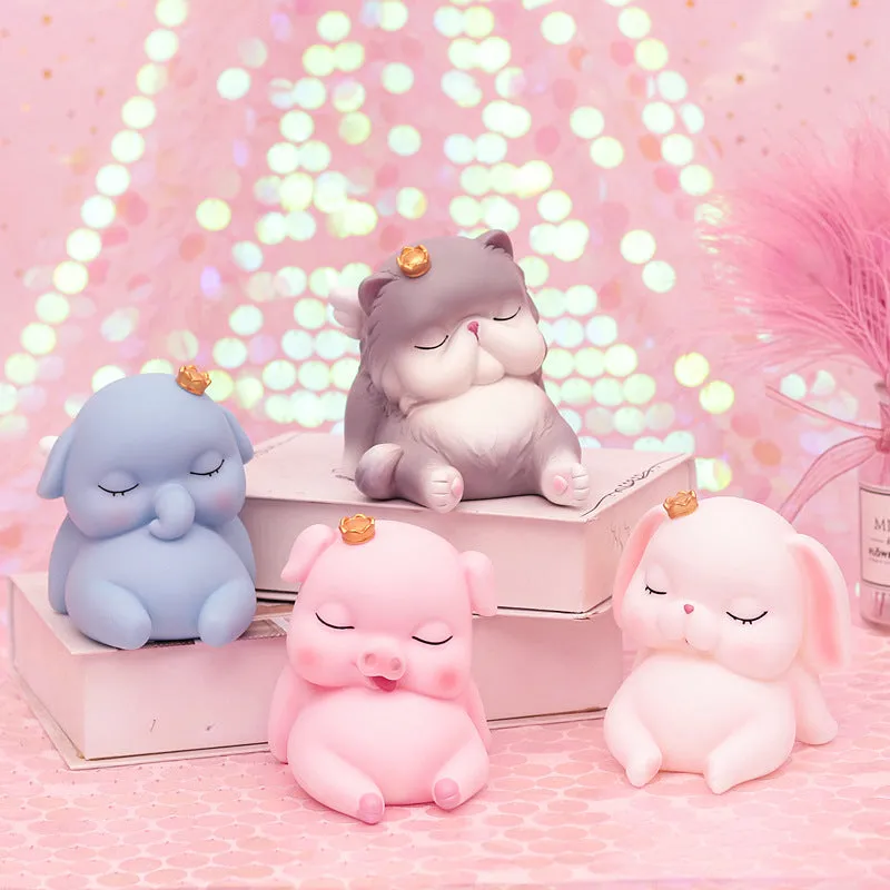 Cartoon Cute Dog t Figurine With Crown Ornament