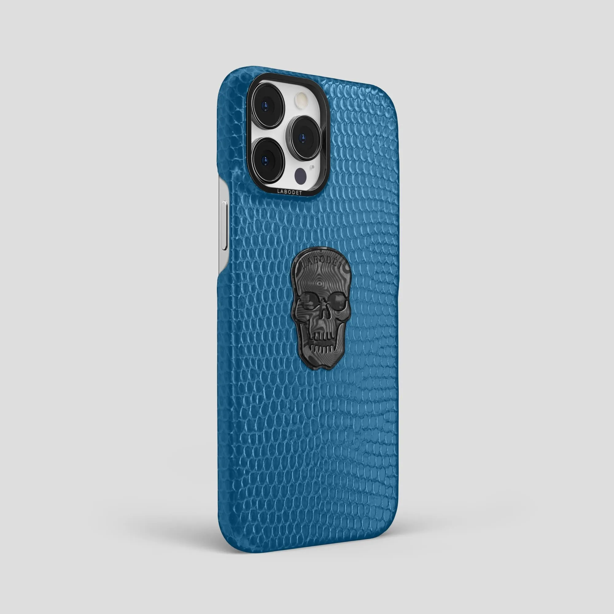 Classic Case With Carbon Skull For iPhone 14 Pro Max In Lizard