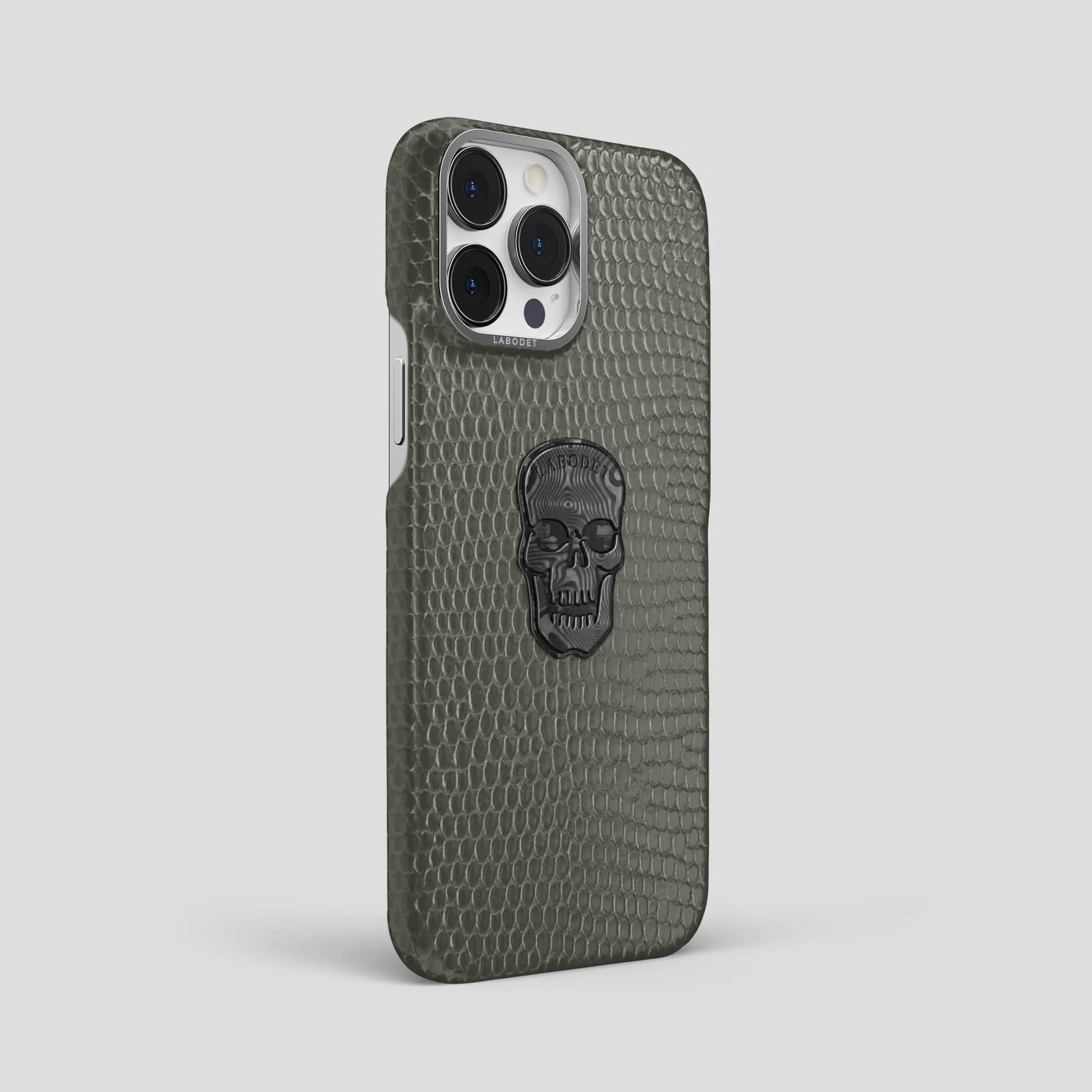 Classic Case With Carbon Skull For iPhone 14 Pro Max In Lizard
