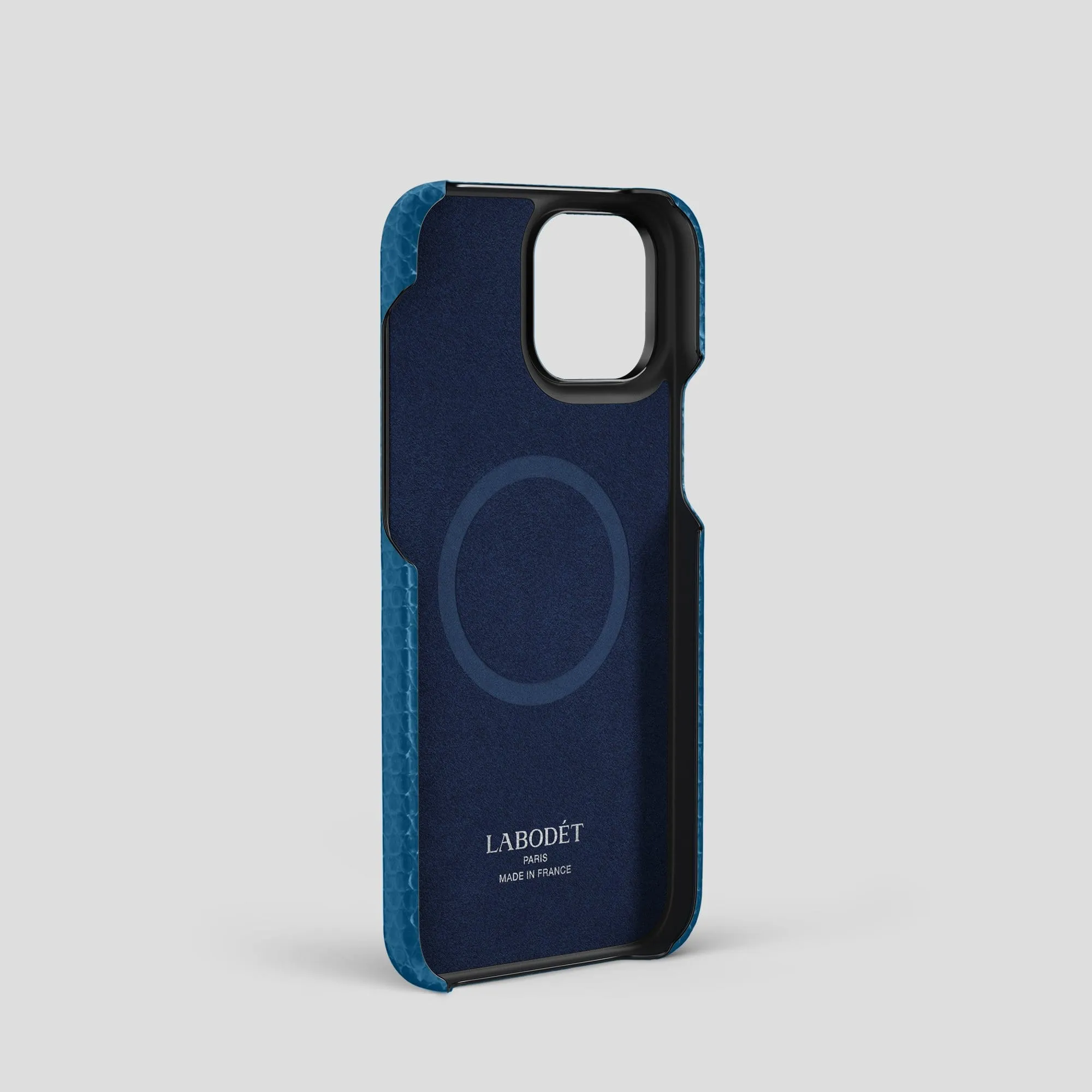 Classic Case With Carbon Skull For iPhone 15 Pro In Lizard