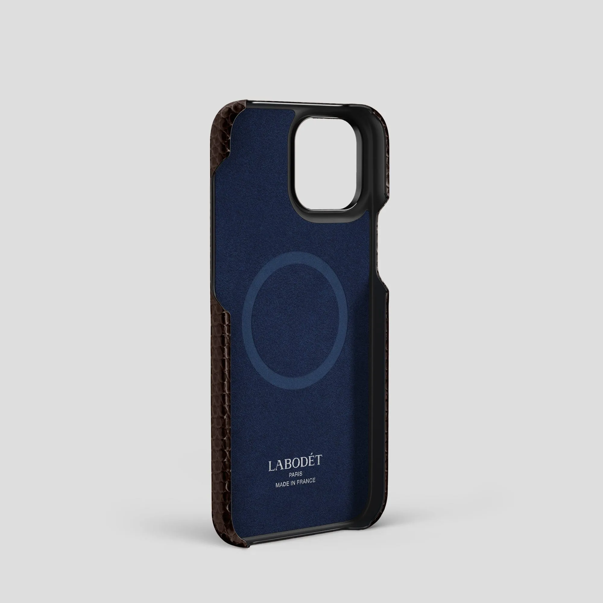 Classic Case With Carbon Skull For iPhone 15 Pro In Lizard