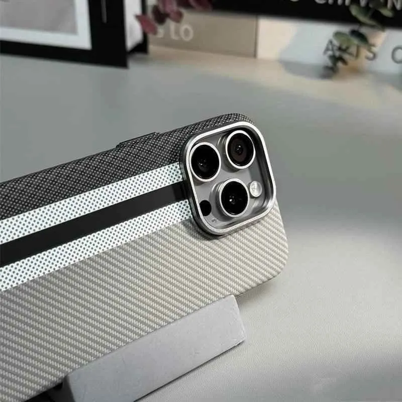Cute Phone Cases for iPhone 12, 13, 14, 15, and Pro Max models - Carbon Fibre Hard PC Armor Cover - TSP200