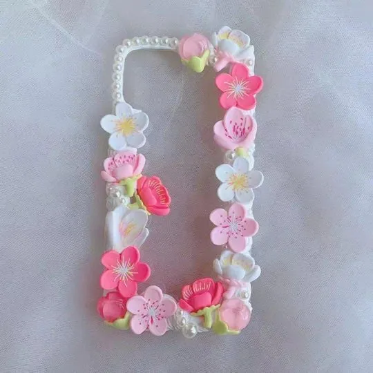 Decoden Custom Phone Case DIY Craft Kits | Sakura Flowers Daisies Rabbit Pearls Charms | Samsung Android iPhone Cases