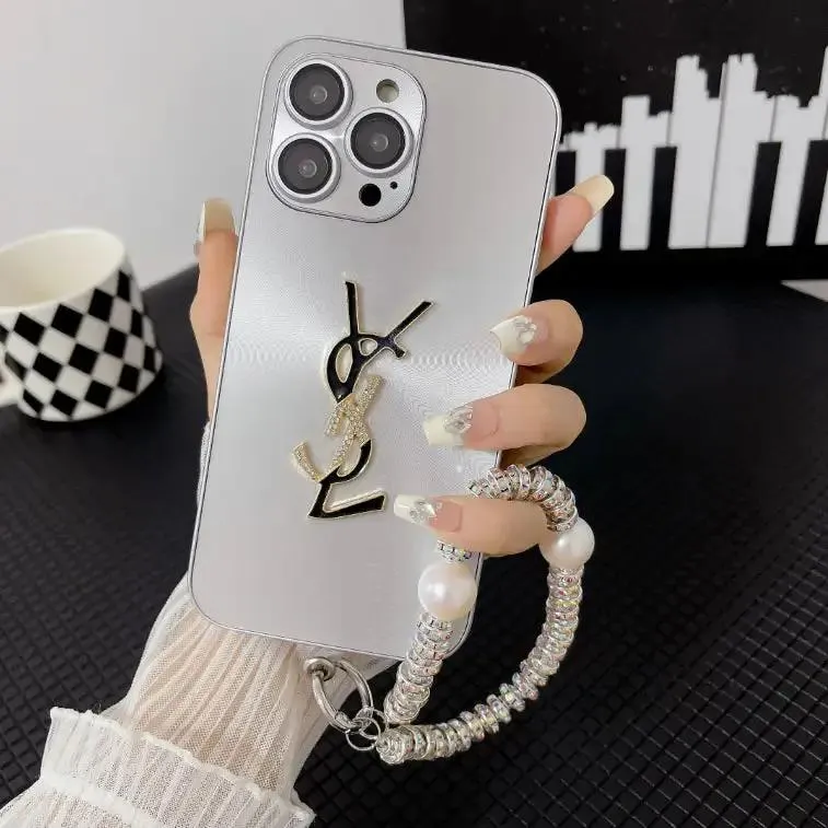 DIY Minimalist phone case