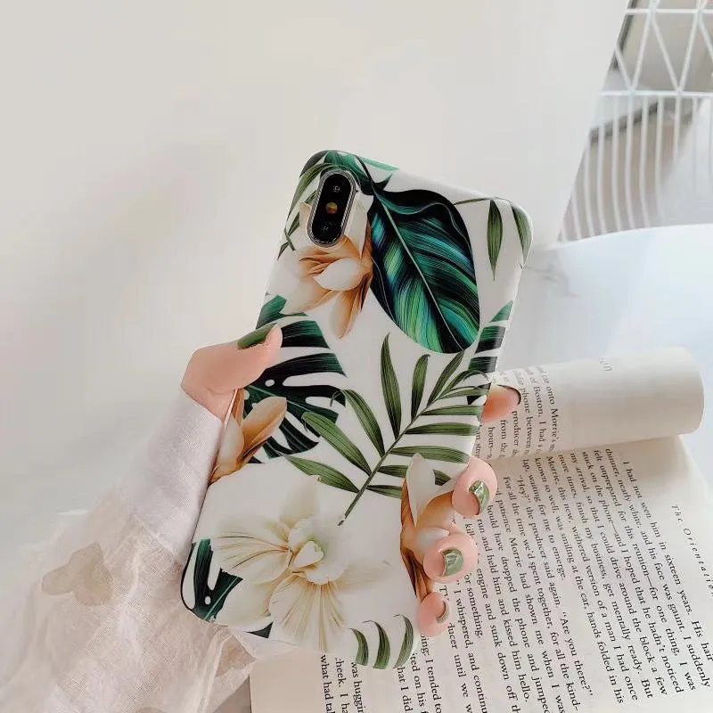 Elegance in Frost - Premium Frosted Mobile Phone Case
