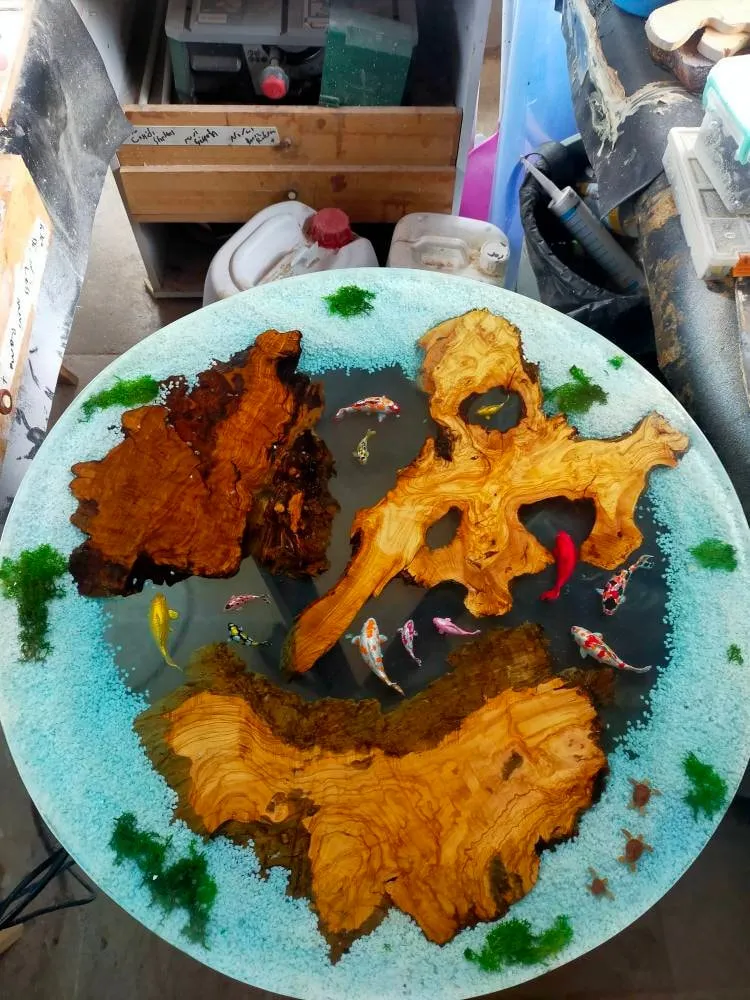 Epoxy Resin & Wood Table Top - Aquarium