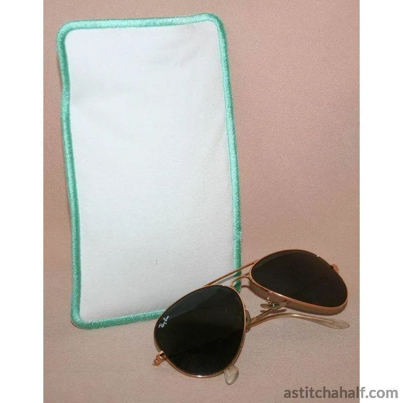 Feathery Eyeglass Cases 01