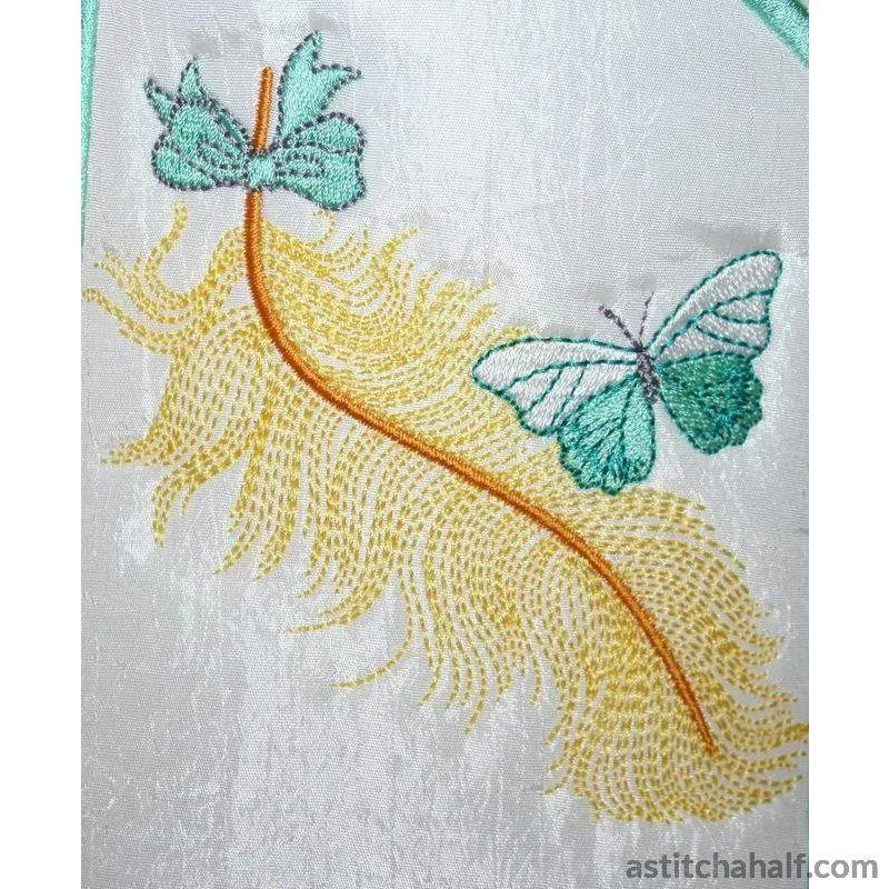 Feathery Eyeglass Cases 01