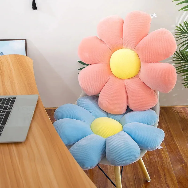 Green Daffy Flower Pillow