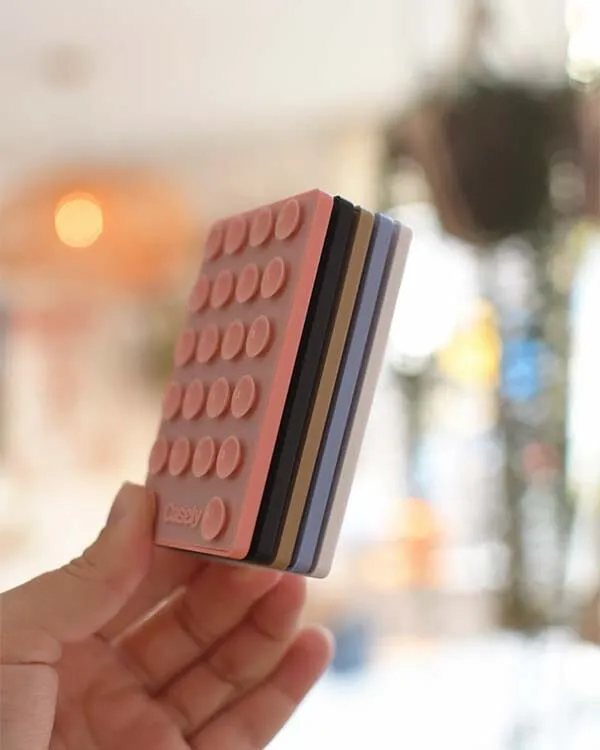 Grippy | Pink Silicone Suction Phone Mount with MagSafe