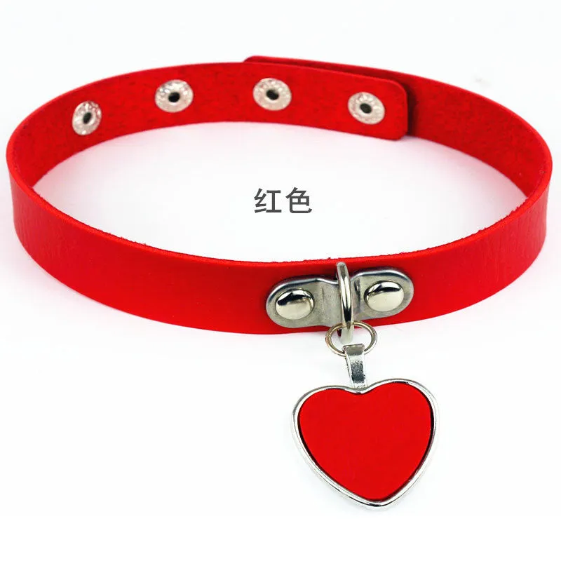 Heart Pendant Collar