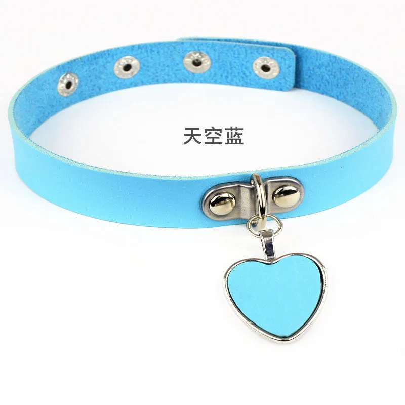 Heart Pendant Collar