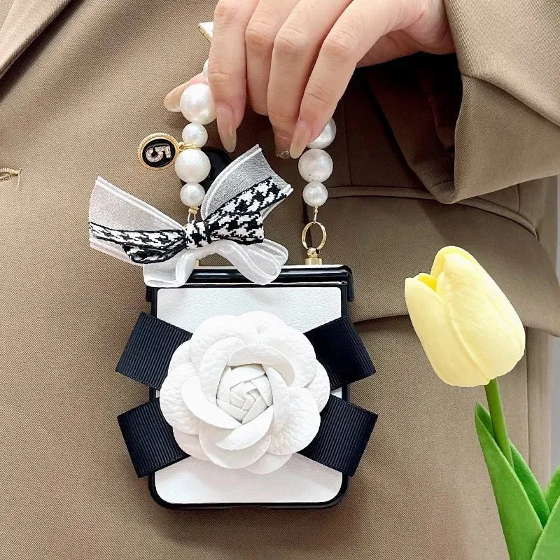 Kawaii Camellia Phone Case for Galaxy Flip
