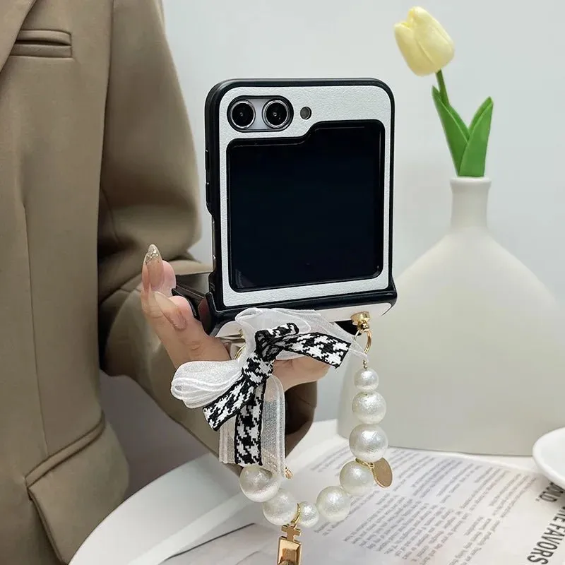 Kawaii Camellia Phone Case for Galaxy Flip