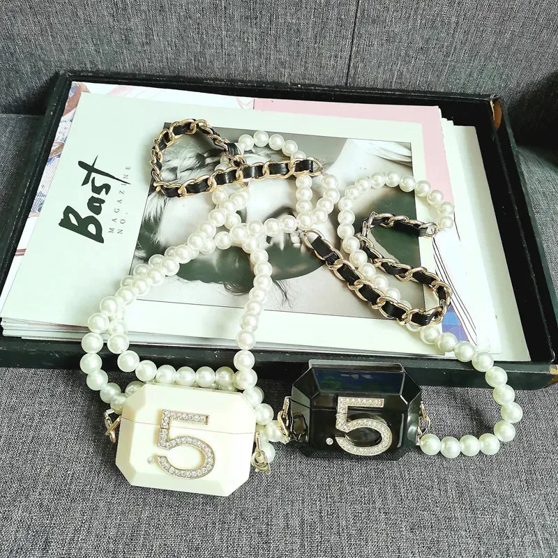 Kawaii Crossbody AirPods Case with Pearl Chain