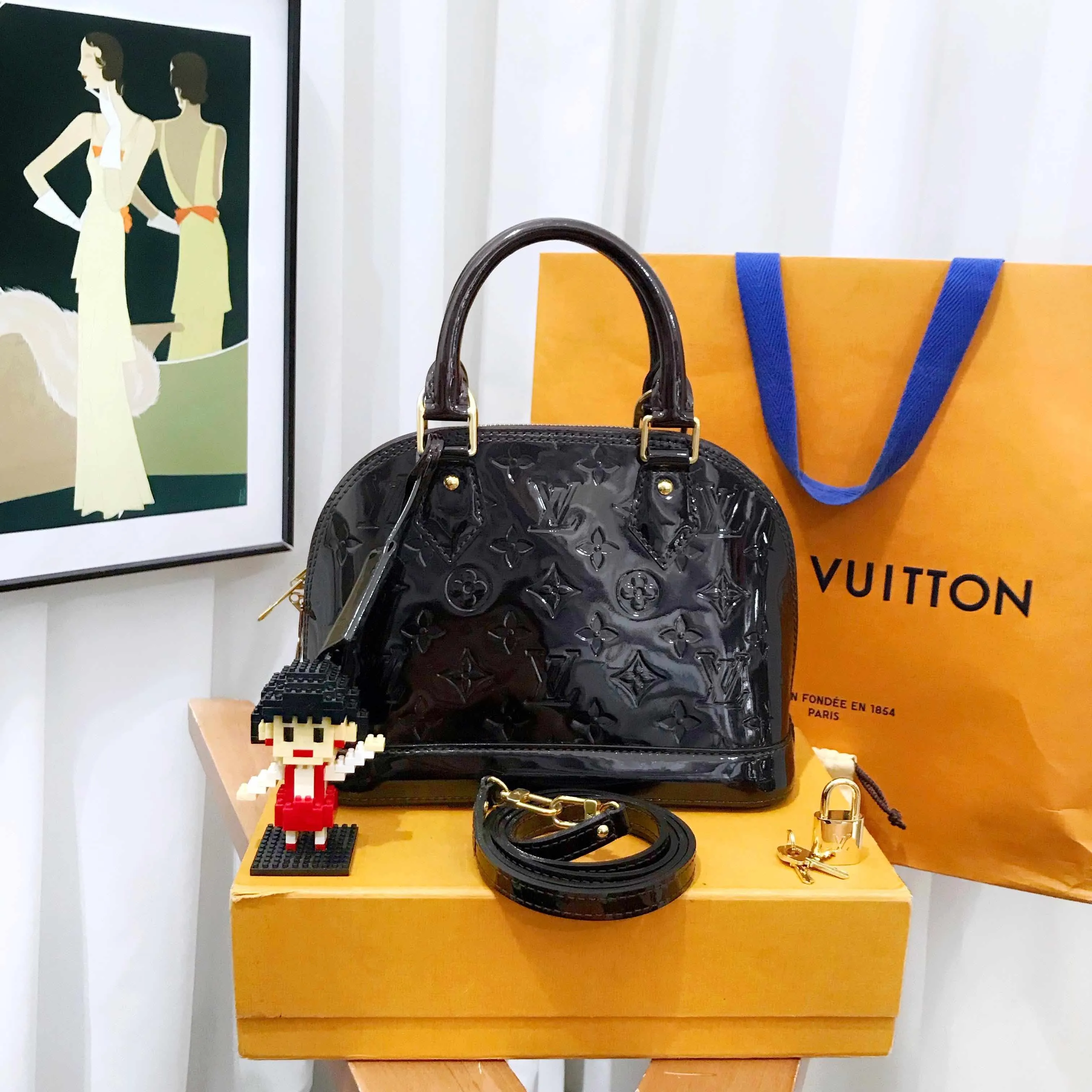 Louis Vuitton Alma BB Black Vernis Leather Two Way Bag