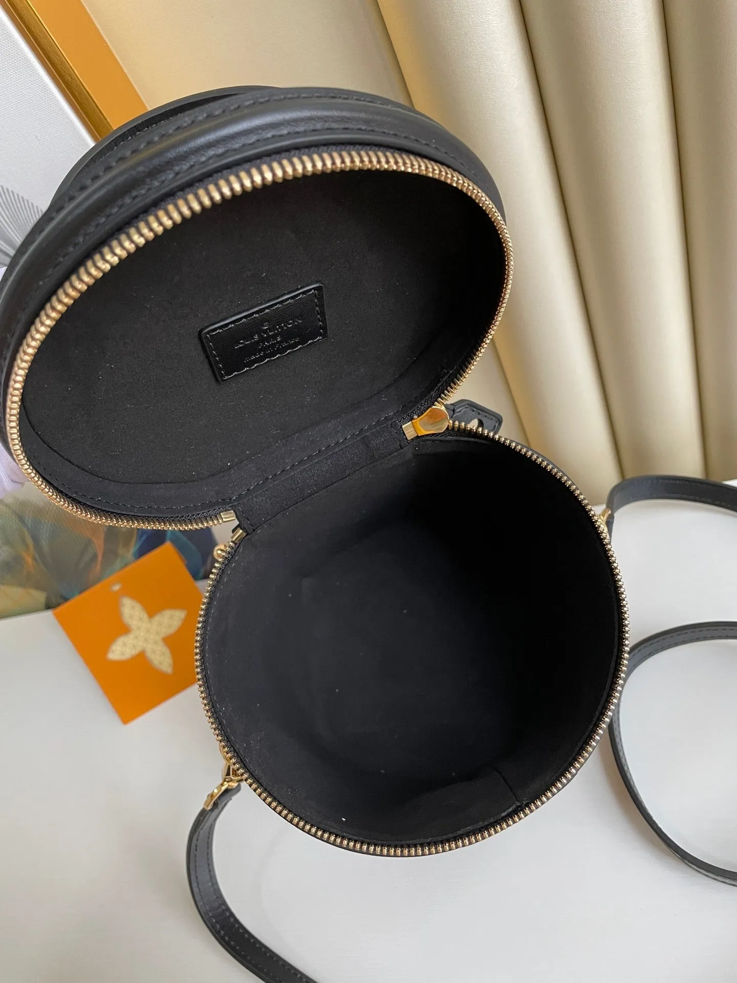 louis vuitton Cannes Bag