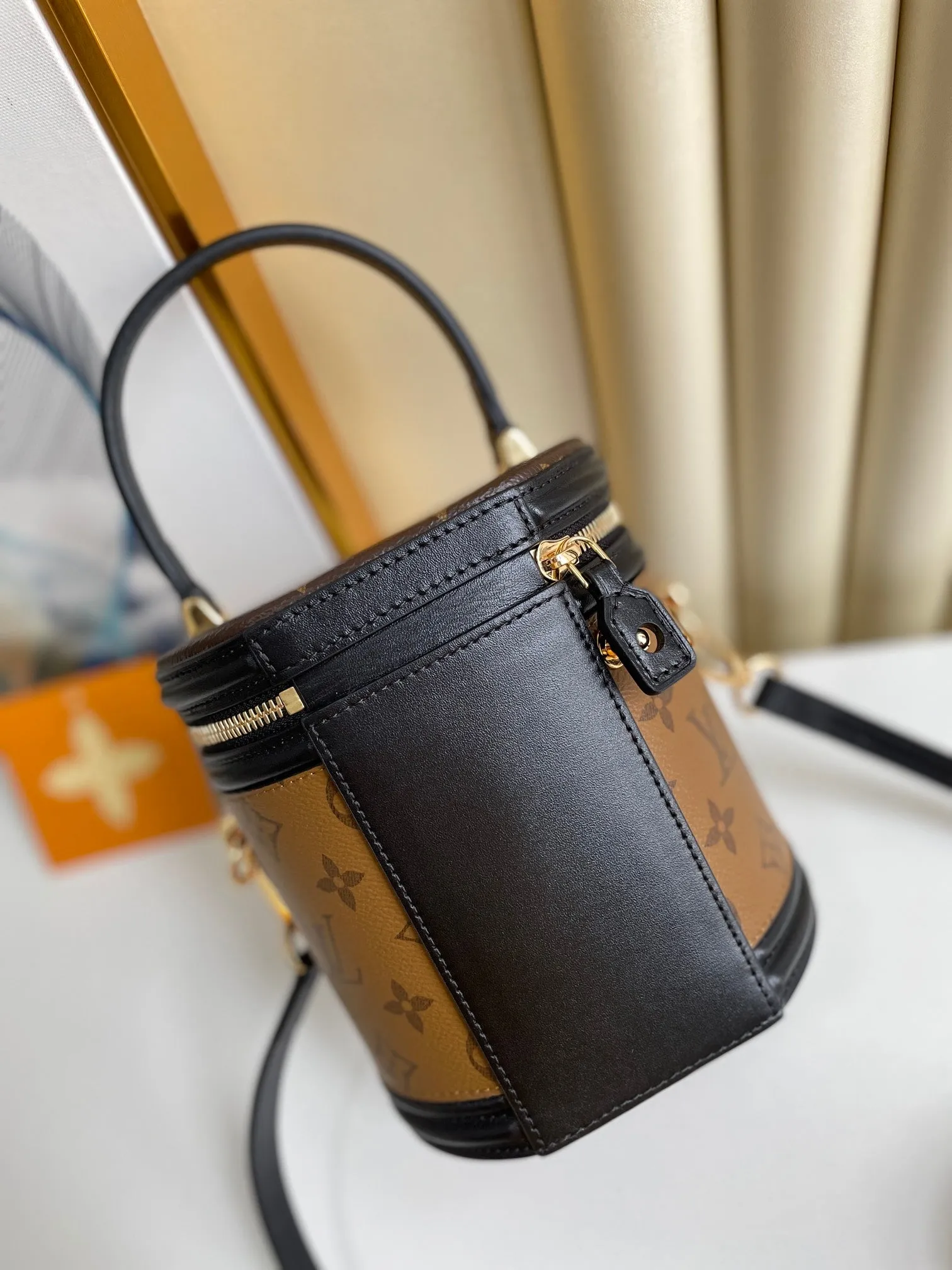 louis vuitton Cannes Bag
