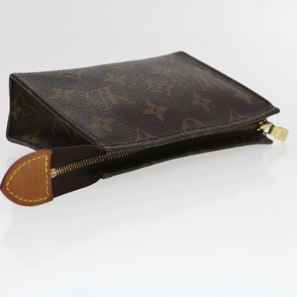 LOUIS VUITTON Monogram Poche Toilette 15 Pouch M47546 LV Auth 44652