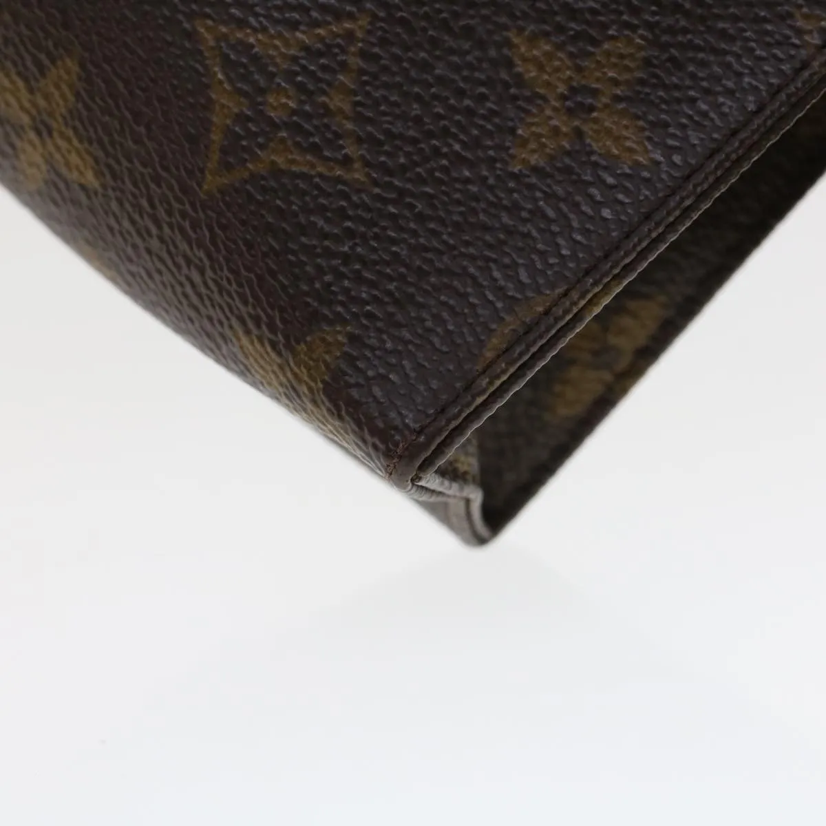 LOUIS VUITTON Monogram Poche Toilette 15 Pouch M47546 LV Auth 44652