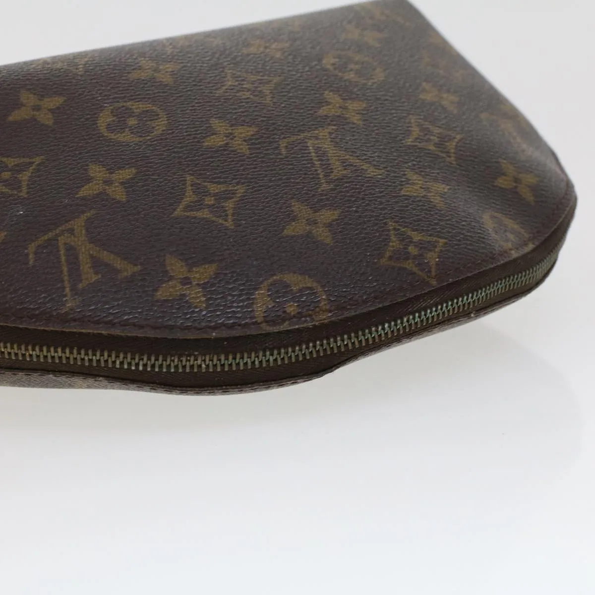 LOUIS VUITTON Monogram Trousse Demi Ronde Cosmetic Pouch M47520 LV Auth 44905