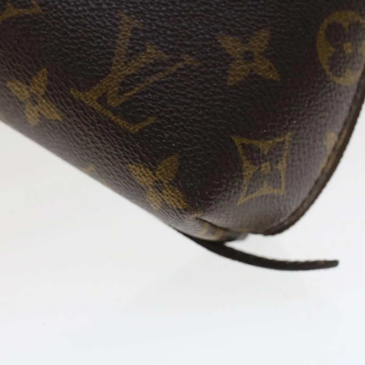 LOUIS VUITTON Monogram Trousse Demi Ronde Cosmetic Pouch M47520 LV Auth 44905