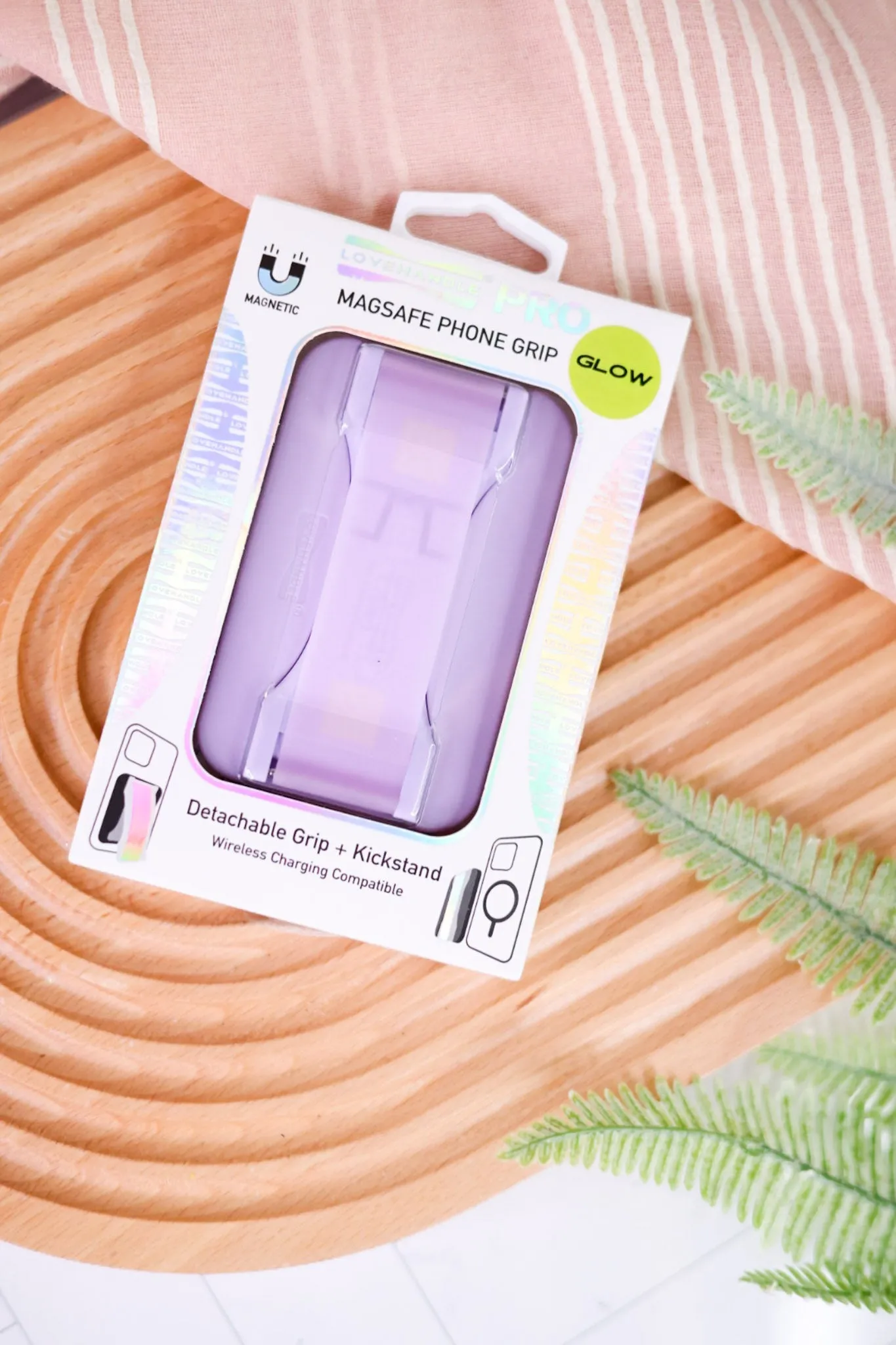 LoveHandle Pro Magsafe Phone Grip in Lavender Glow