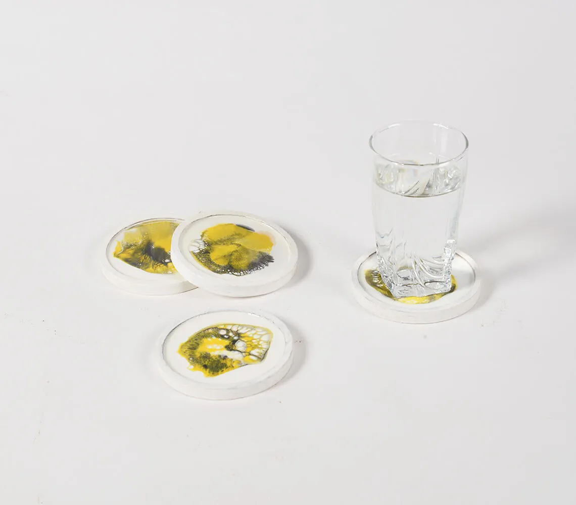Mango Wood Set Of Tray & 4 Coasters