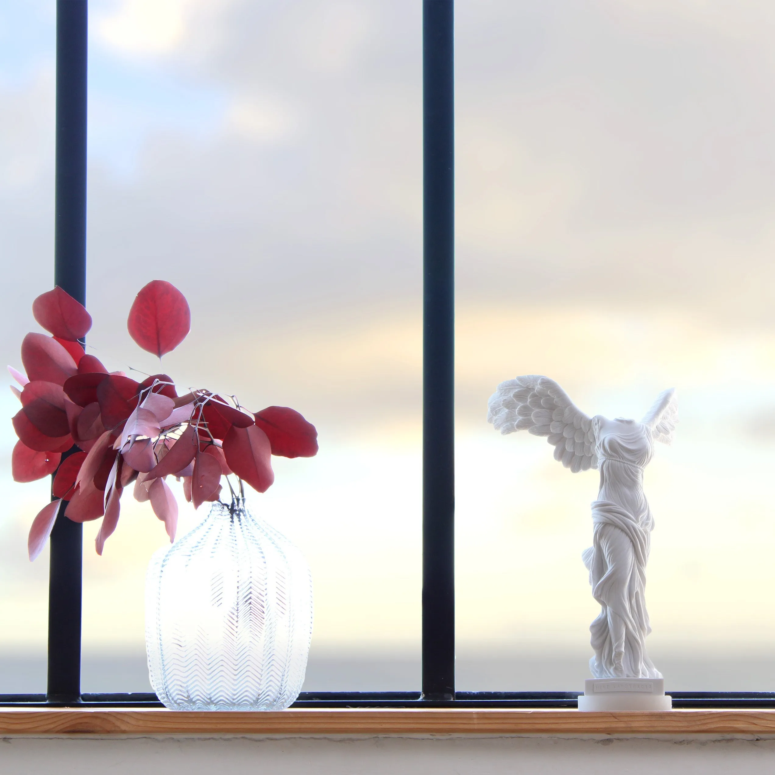 Nike Statue - Winged Victory (Medium)