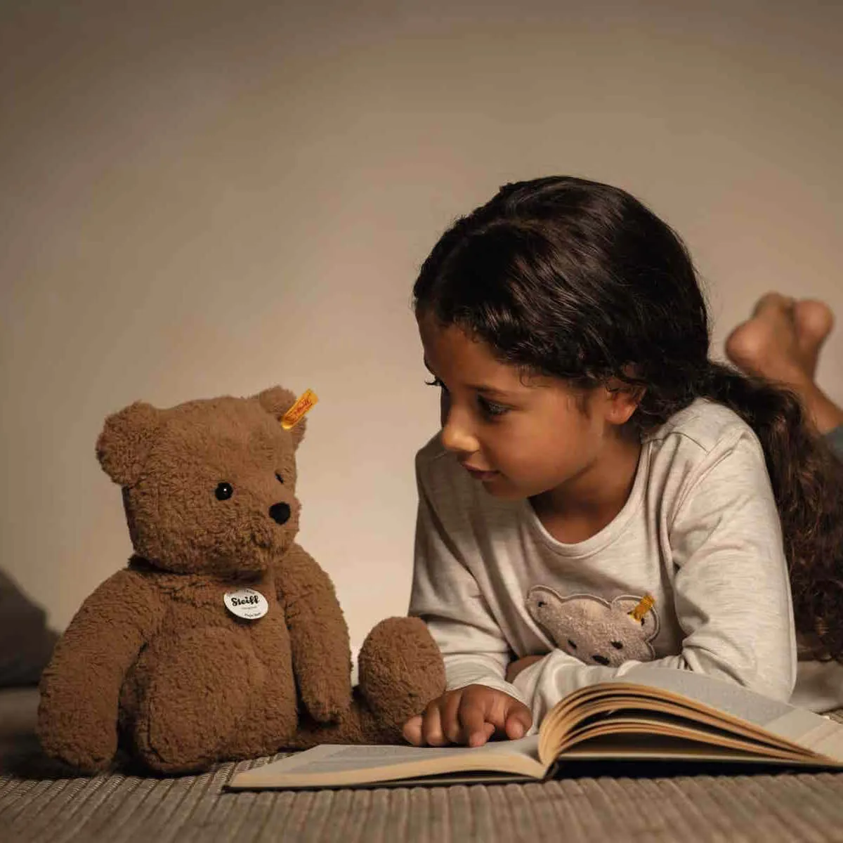 Papa Bear (36cm) in Brown by Steiff
