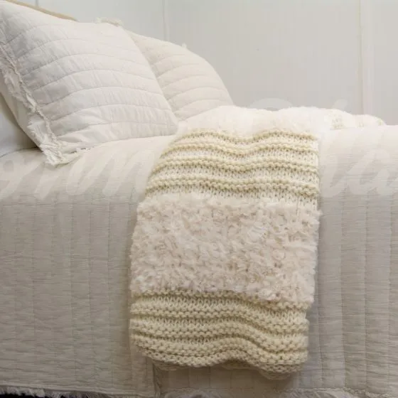 Plush Knit Throw ~ Ivory