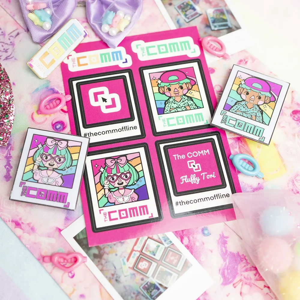 Polaroid Pin (Pink) - The COMM