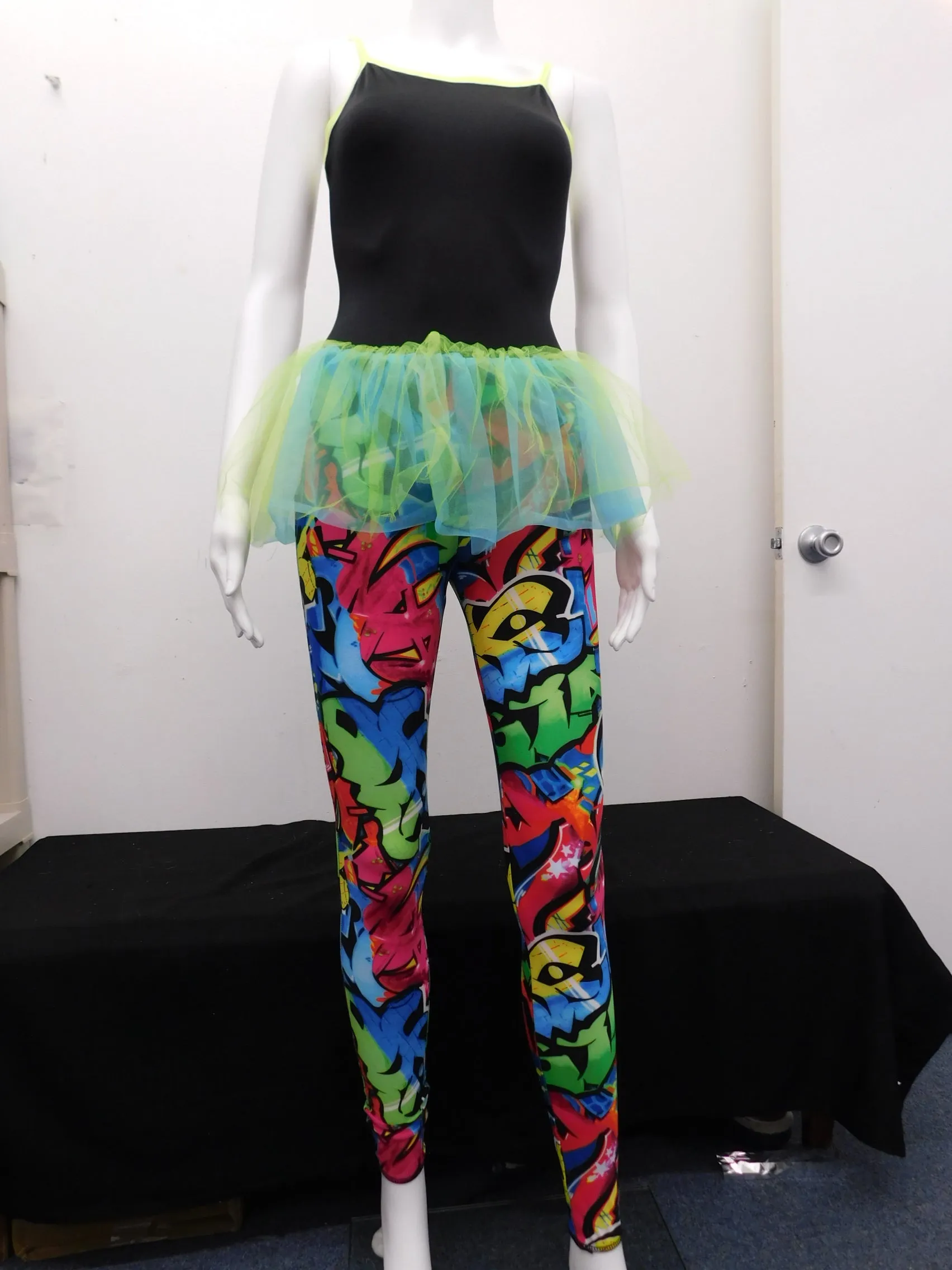 Pre-Owned Costume Curtain Call  E1856 Medium Adult Neon  Hip Hop
