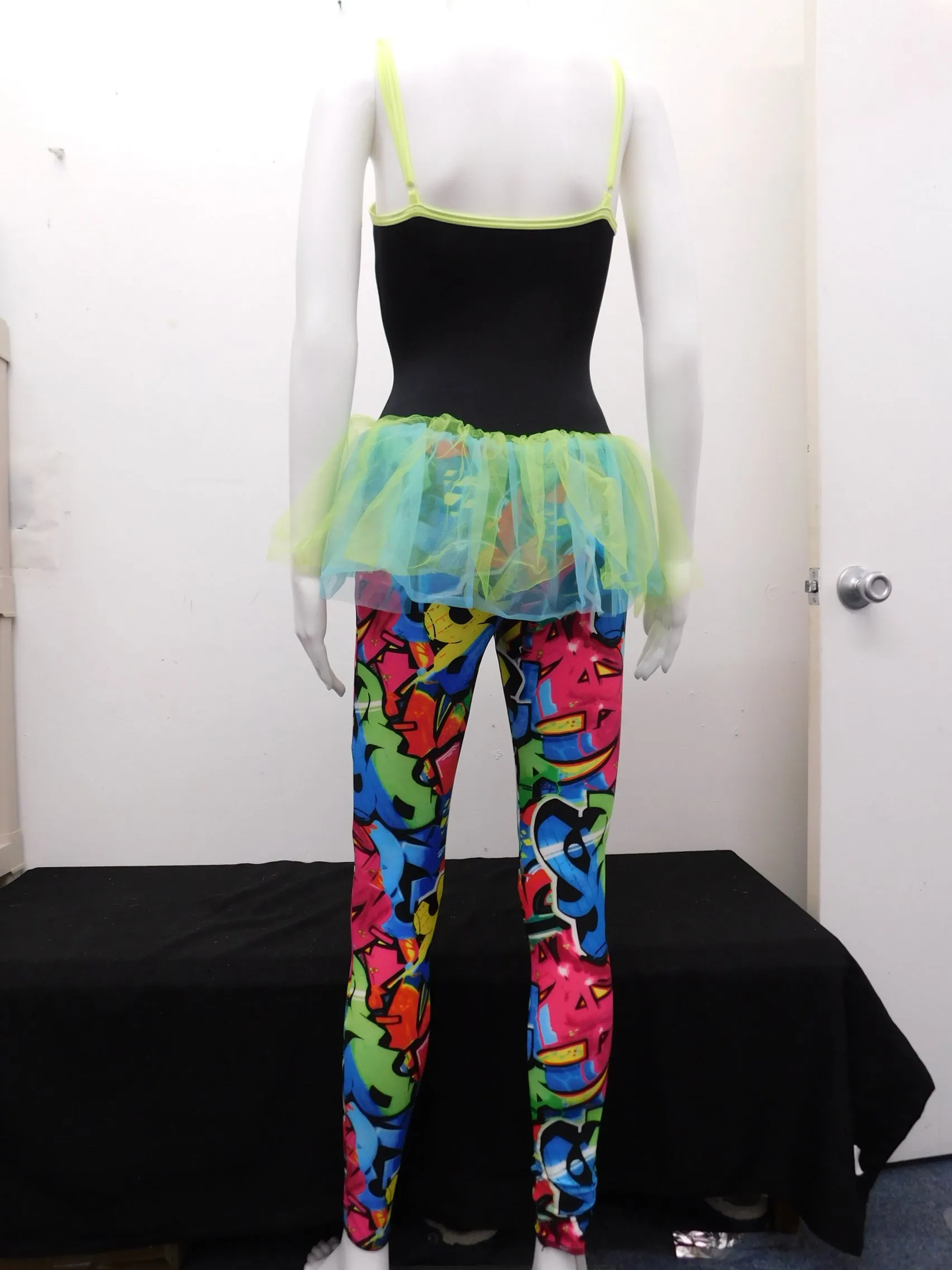 Pre-Owned Costume Curtain Call  E1856 Medium Adult Neon  Hip Hop