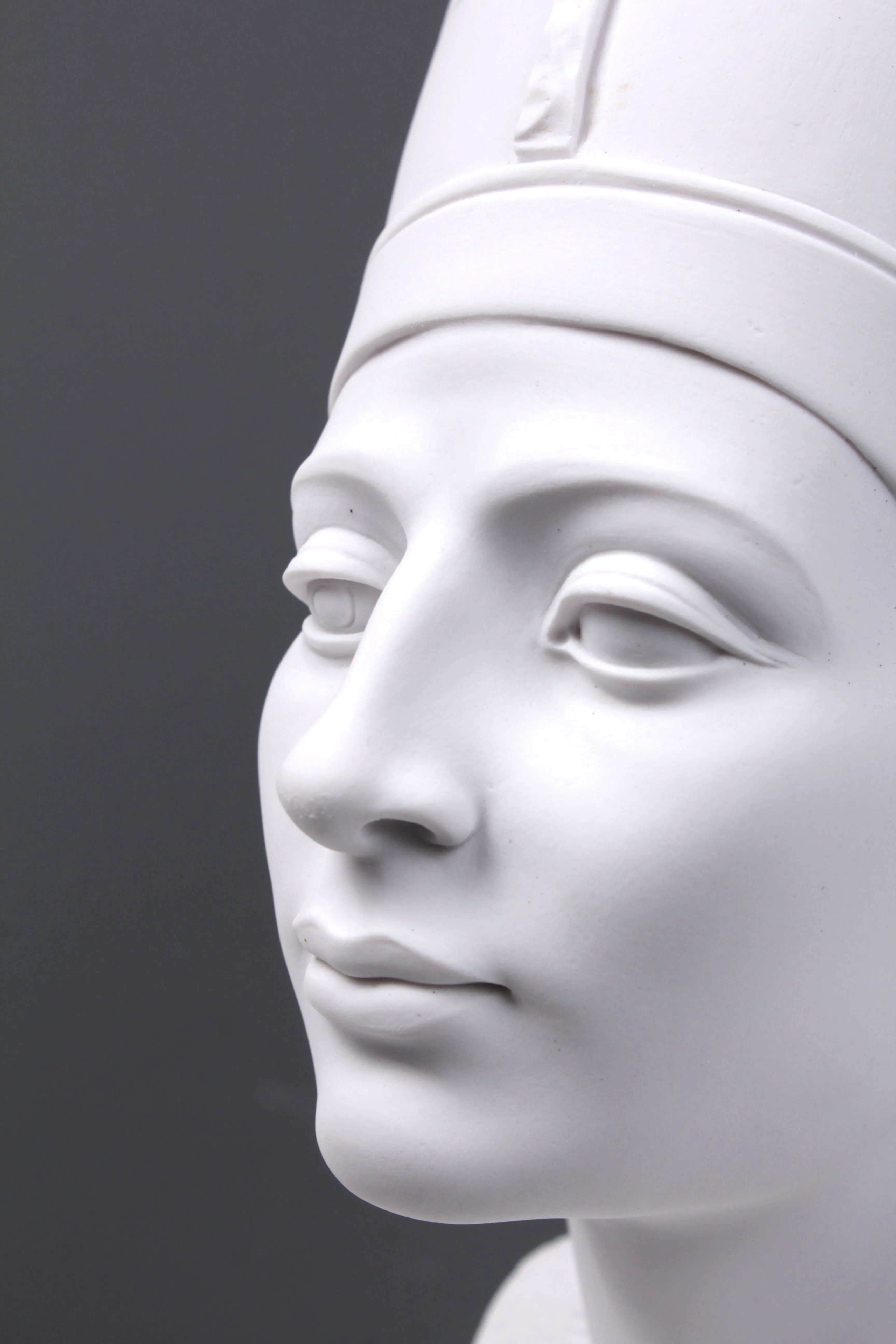Queen Nefertiti Bust