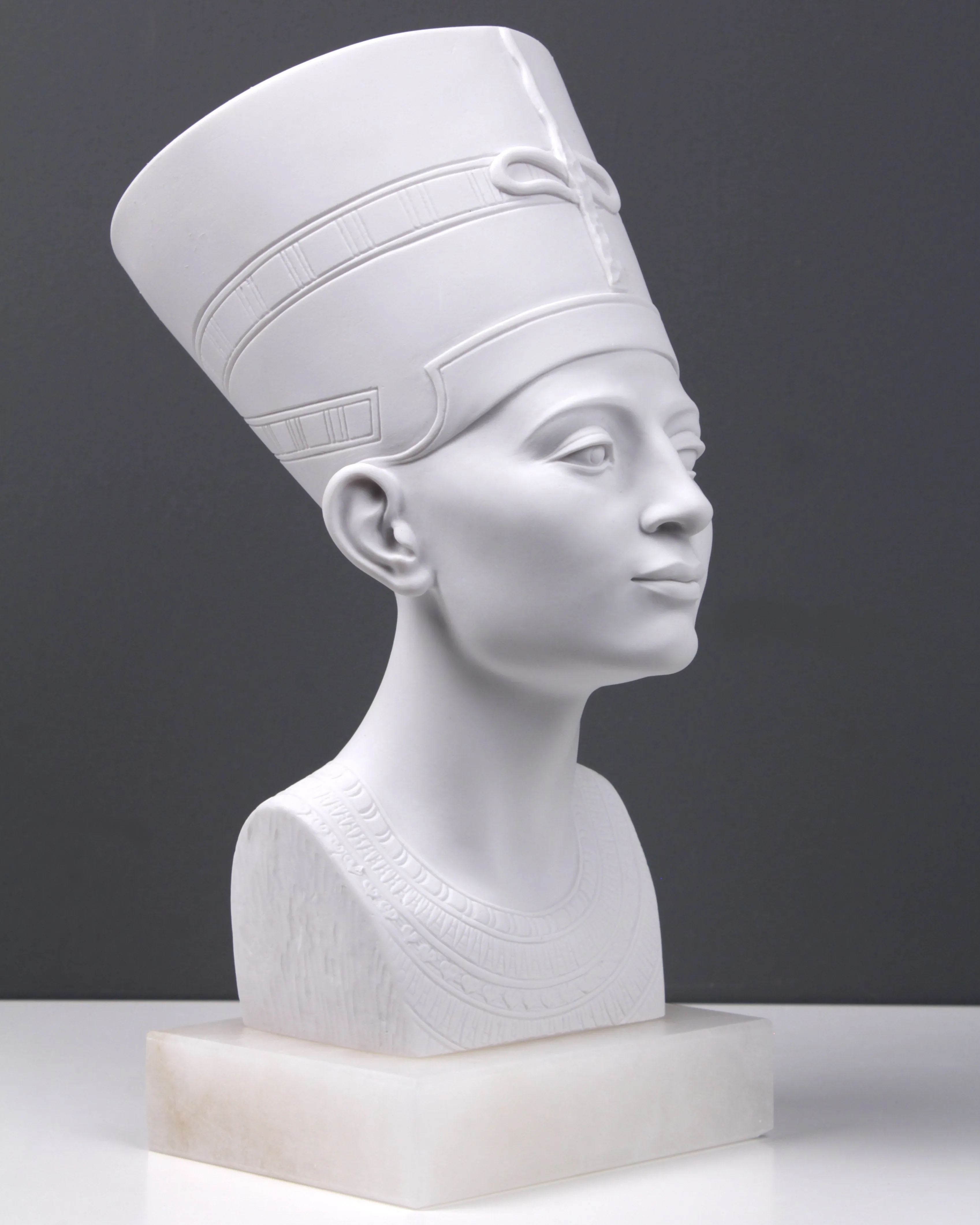 Queen Nefertiti Bust
