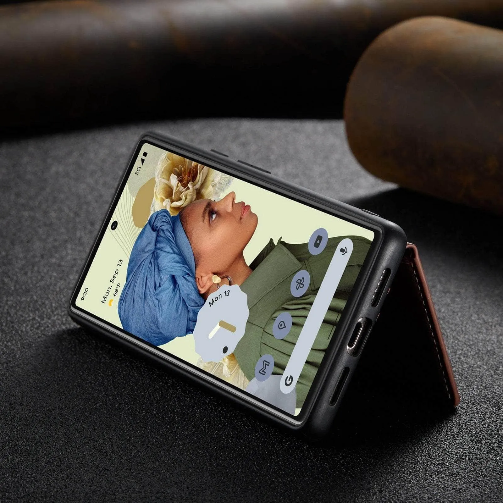 Retro 2 in 1 Detachable Pixel 8 Pro Case