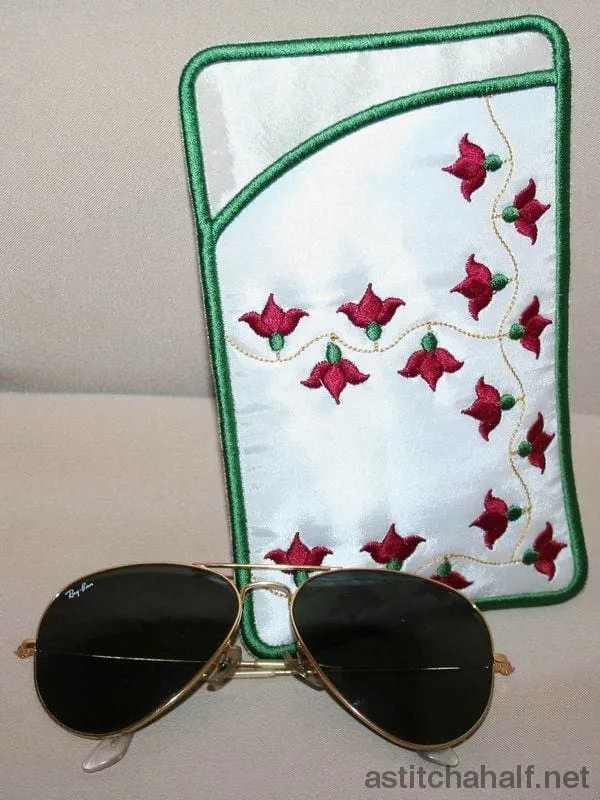 Royal Eyeglass Cases 03
