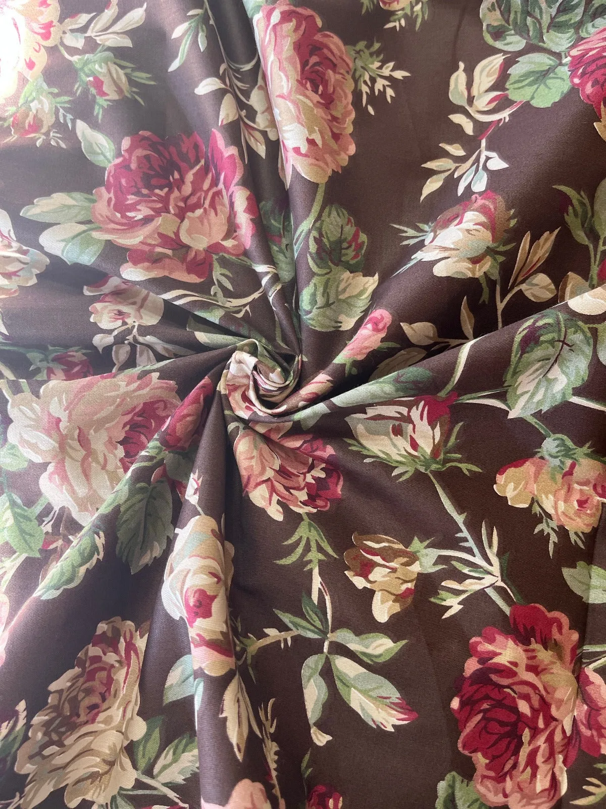 Shabby Chic Vintage Roses Pattern Cotton
