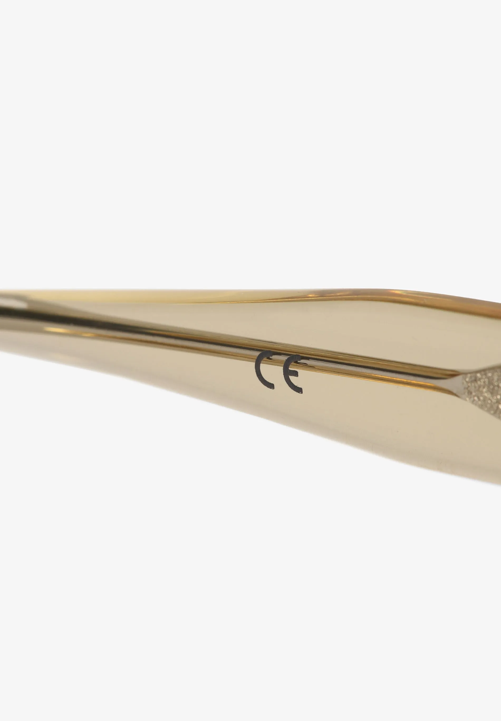 SUNGLASSES WITH TWO-TONE LENSES